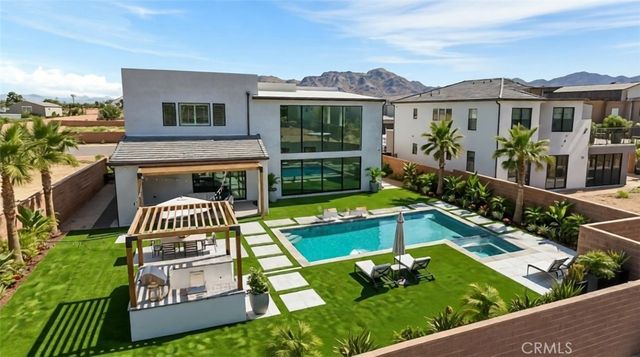 22801 Seaqua Circle, Chatsworth, CA 91311