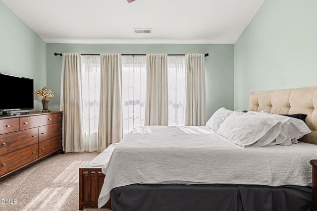 8211 Rhiannon Road, Raleigh, NC 27613