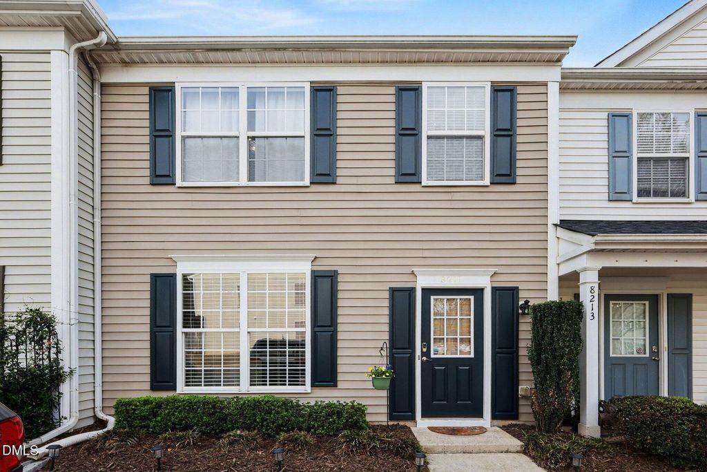 8211 Rhiannon Road, Raleigh, NC 27613