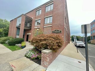 128 Warren St. 1, Lowell, MA 01852
