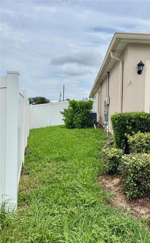 196 TRACY COURT E, Haines City, FL 33844
