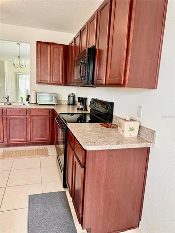 196 TRACY COURT E, Haines City, FL 33844
