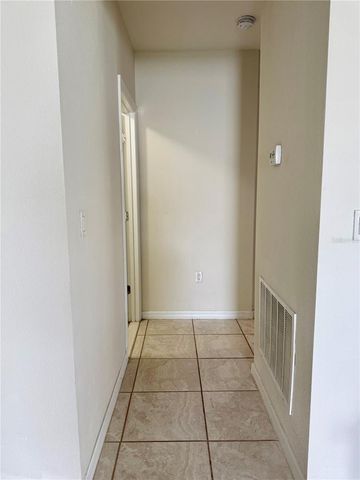 196 TRACY COURT E, Haines City, FL 33844