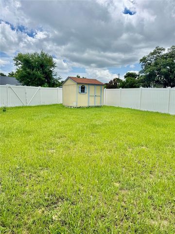 196 TRACY COURT E, Haines City, FL 33844