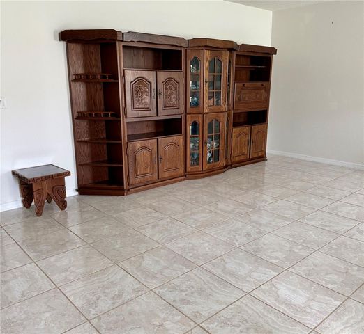 196 TRACY COURT E, Haines City, FL 33844