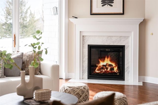 19 Club Court, Pleasantville, NY 10570