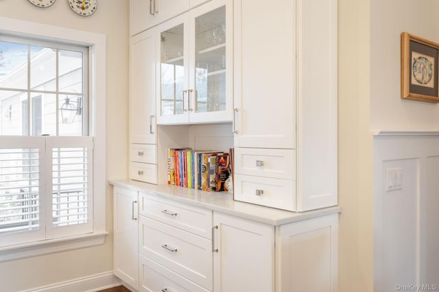 19 Club Court, Pleasantville, NY 10570