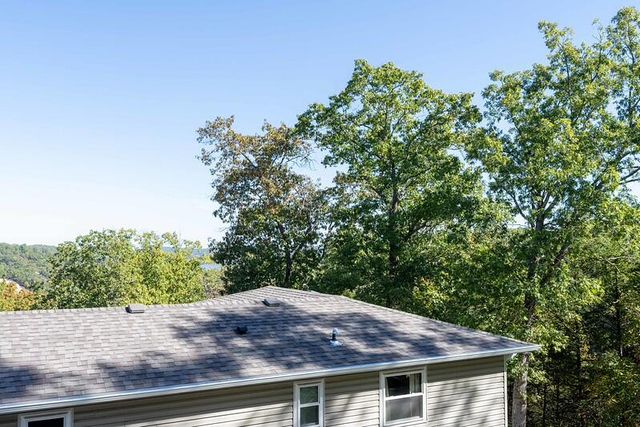 44 Stonemont Road, Blue Eye, MO 65611