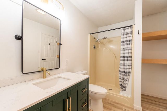 44 Stonemont Road, Blue Eye, MO 65611