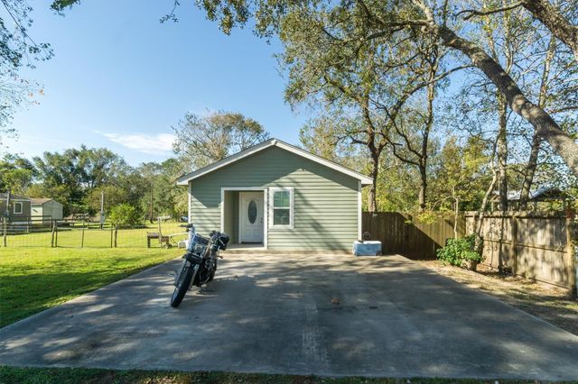 3824 Tower Road, Santa Fe, TX 77517