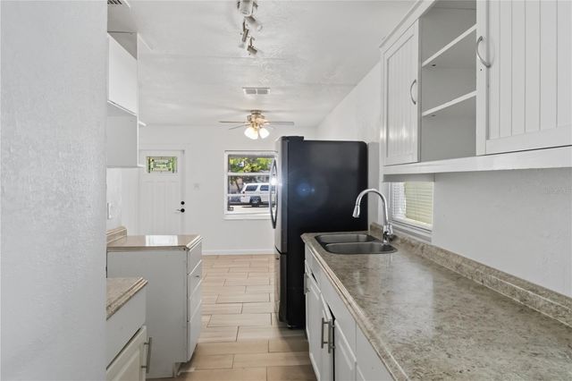 2702 E 98TH AVENUE, Tampa, FL 33612