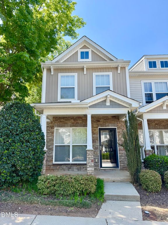 8815 Orchard Grove Way, Raleigh, NC 27612