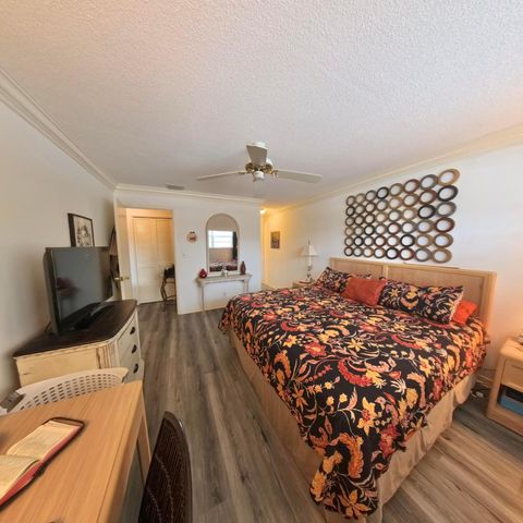 4100 Crystal Lake Drive 209, Pompano Beach, FL 33064