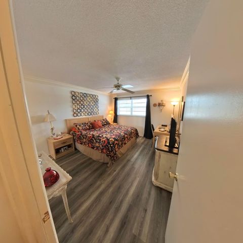 4100 Crystal Lake Drive 209, Pompano Beach, FL 33064