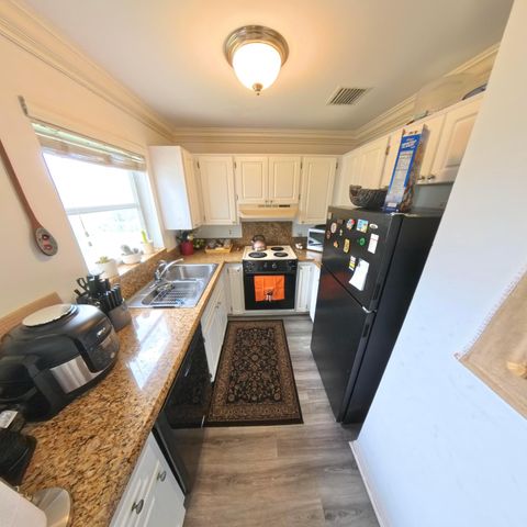 4100 Crystal Lake Drive 209, Pompano Beach, FL 33064