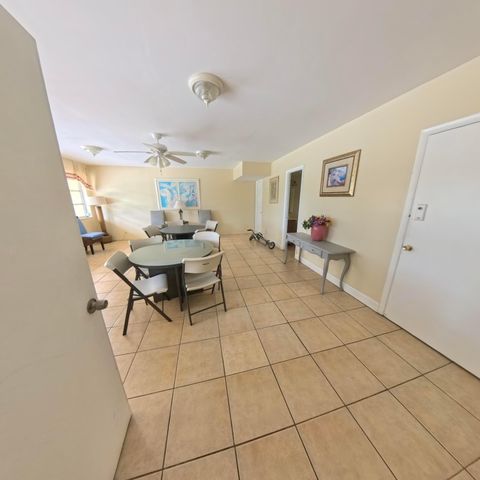 4100 Crystal Lake Drive 209, Pompano Beach, FL 33064