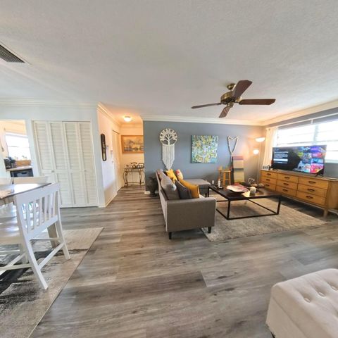 4100 Crystal Lake Drive 209, Pompano Beach, FL 33064