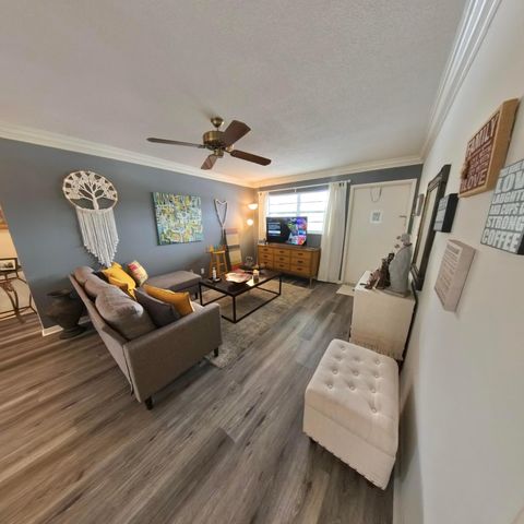 4100 Crystal Lake Drive 209, Pompano Beach, FL 33064