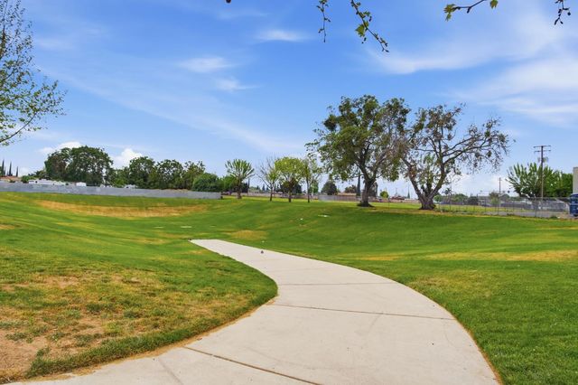 5520 Cora Way, Keyes, CA 95328