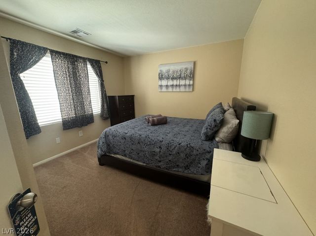 9695 Ridgebluff Avenue, Las Vegas, NV 89148
