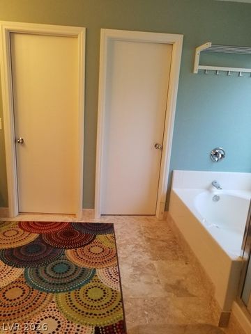 9695 Ridgebluff Avenue, Las Vegas, NV 89148