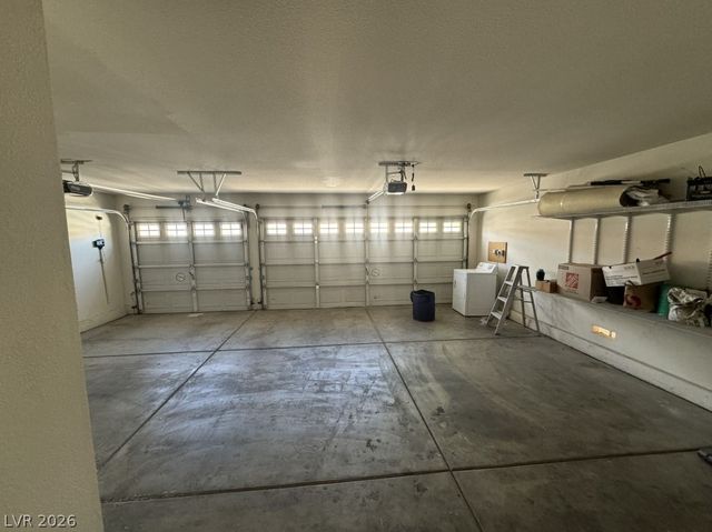 9695 Ridgebluff Avenue, Las Vegas, NV 89148