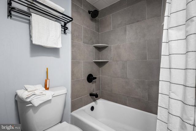 2200 ATLANTIC # 104, North Wildwood, NJ 08260