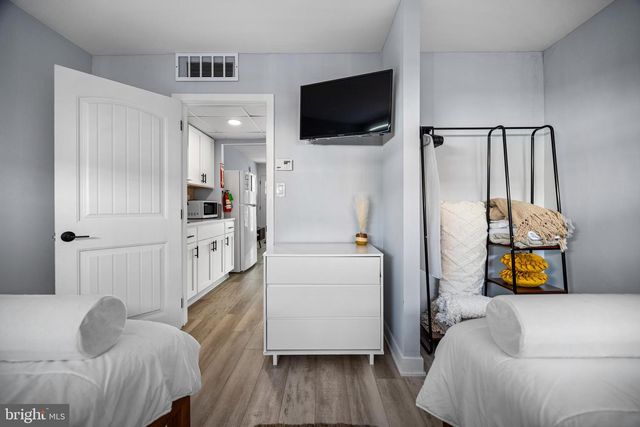 2200 ATLANTIC # 104, North Wildwood, NJ 08260