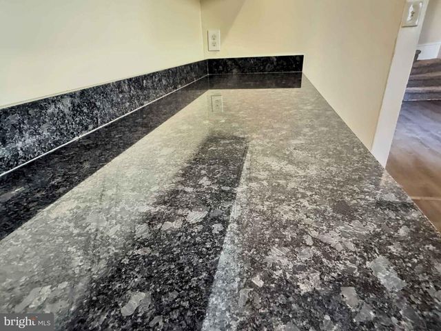 33 LAFAYETTE AVE, Hamilton, NJ 08610