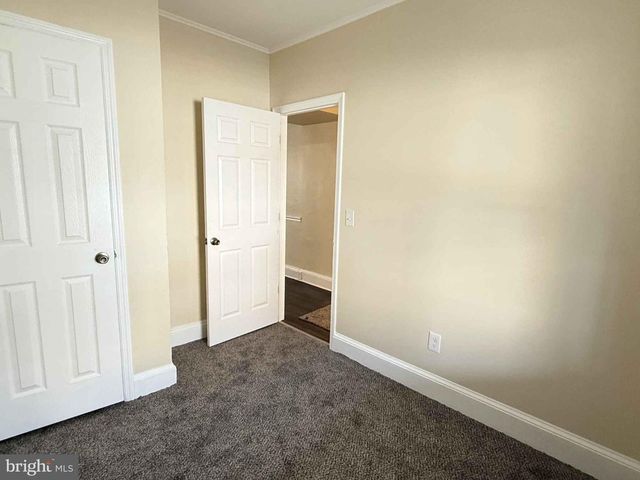 33 LAFAYETTE AVE, Hamilton, NJ 08610