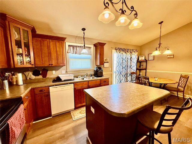 2409 Anthony Steven Court, Warrenton, MO 63383