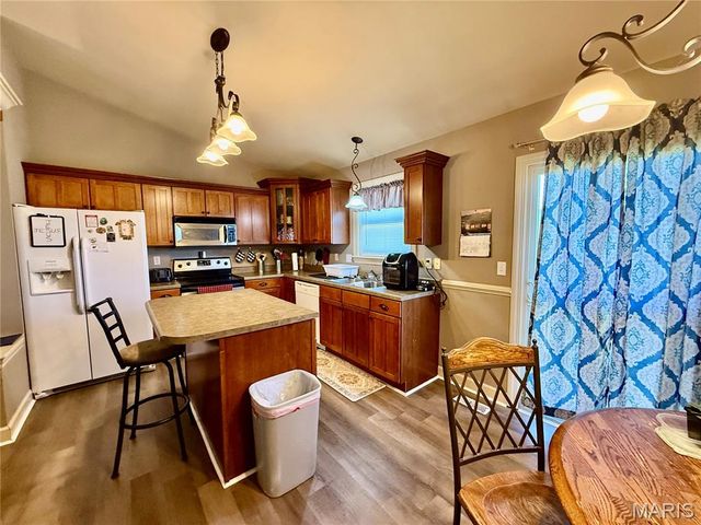 2409 Anthony Steven Court, Warrenton, MO 63383