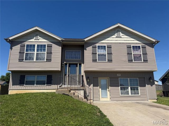 2409 Anthony Steven Court, Warrenton, MO 63383