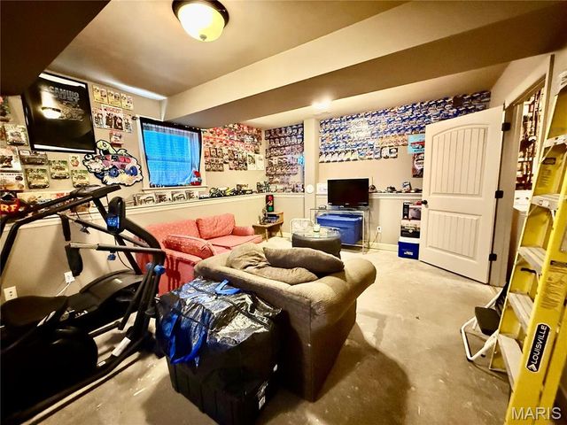 2409 Anthony Steven Court, Warrenton, MO 63383