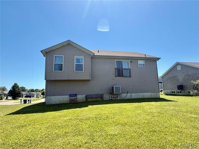 2409 Anthony Steven Court, Warrenton, MO 63383
