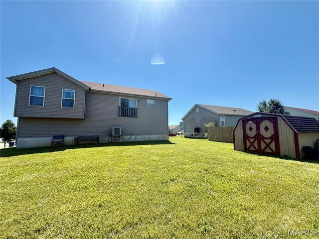 2409 Anthony Steven Court, Warrenton, MO 63383