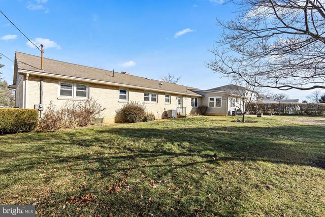 146 HARVEST LANE, Chambersburg, PA 17202