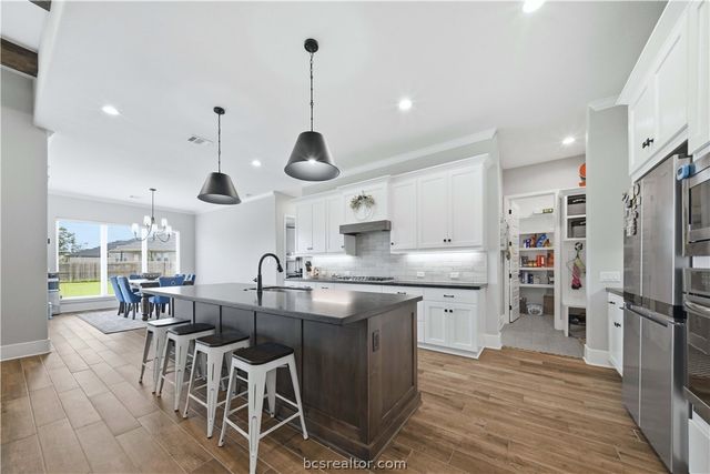 3636 Llano River Drive, College Station, TX 77845