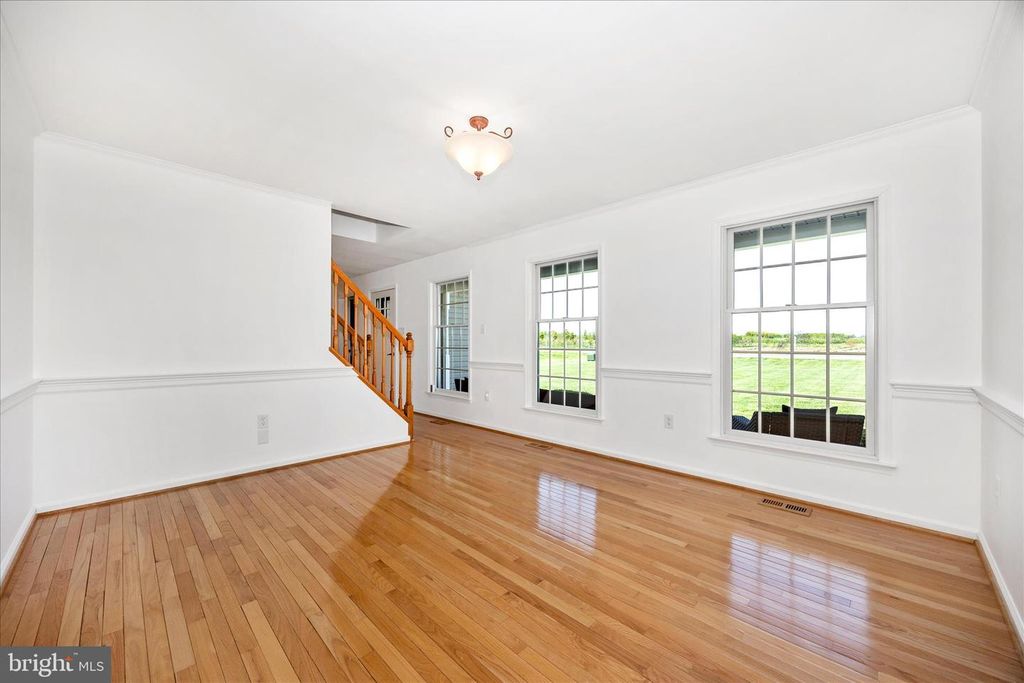 Image 11 of property listing at 5955 OLAND RD, Adamstown, MD 21710