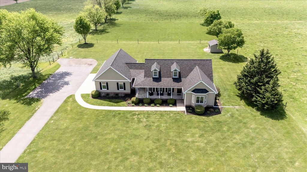 Image 2 of property listing at 5955 OLAND RD, Adamstown, MD 21710