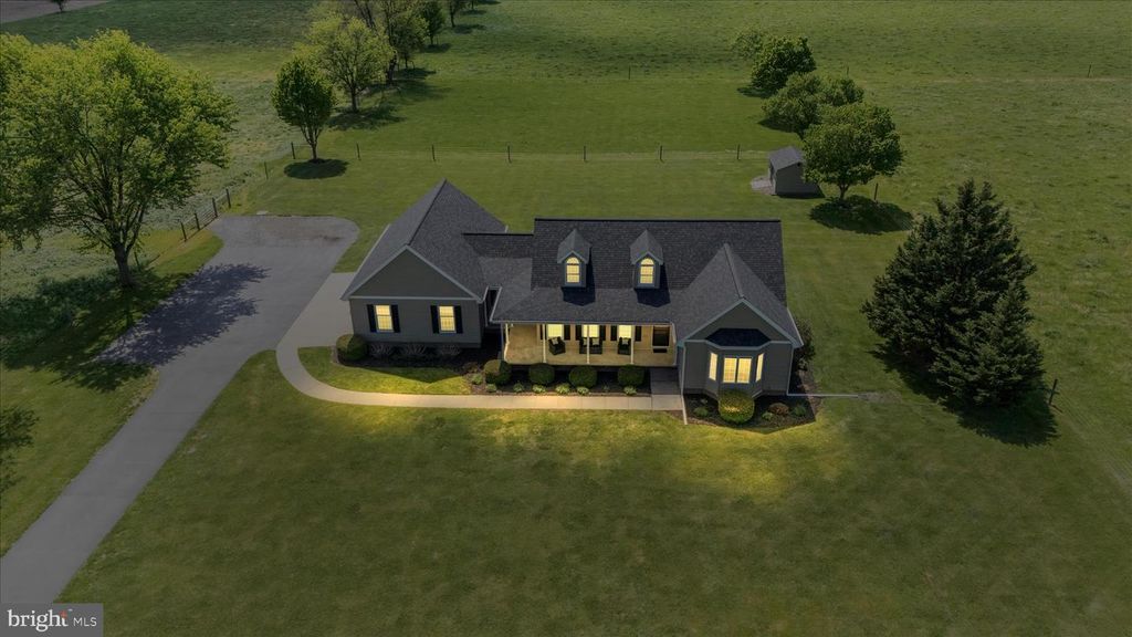 Image 3 of property listing at 5955 OLAND RD, Adamstown, MD 21710