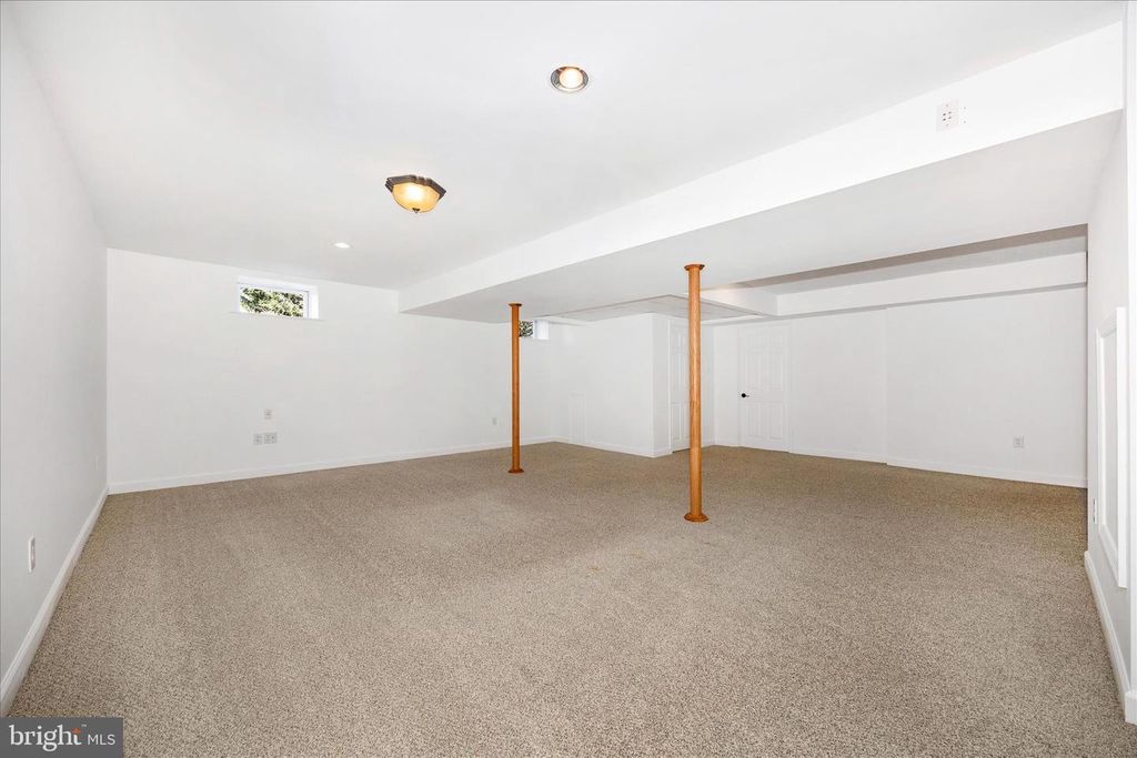 Image 37 of property listing at 5955 OLAND RD, Adamstown, MD 21710