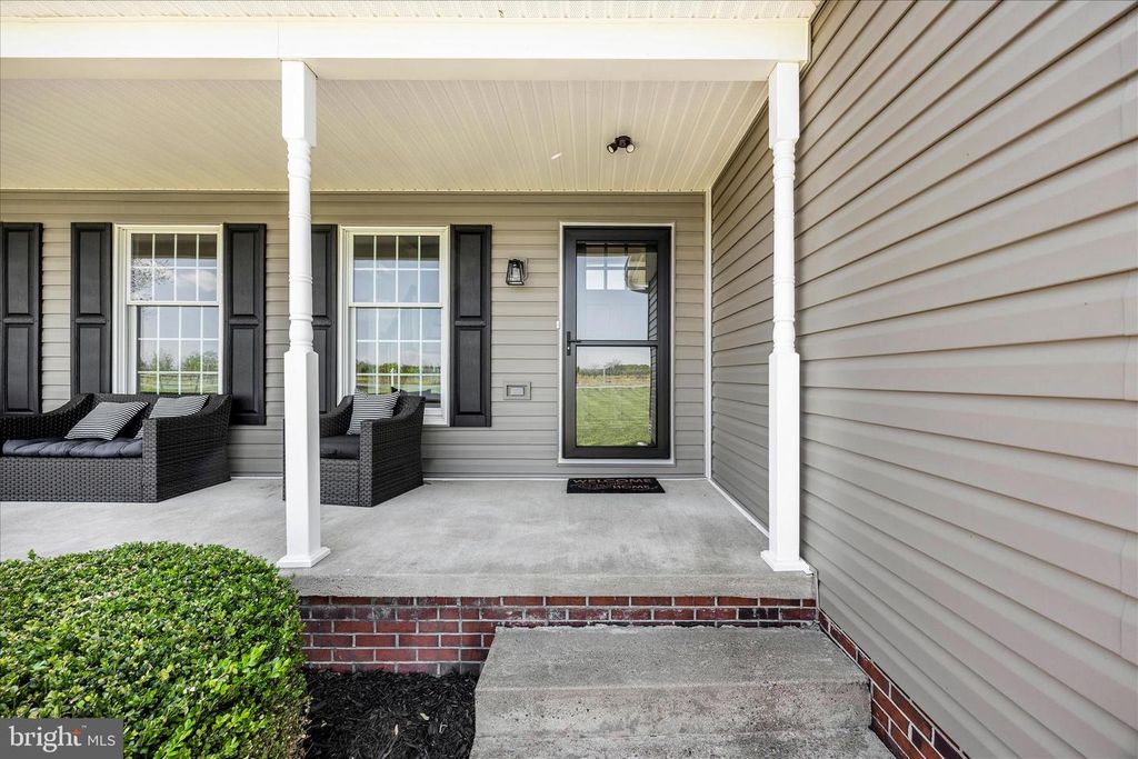 Image 4 of property listing at 5955 OLAND RD, Adamstown, MD 21710