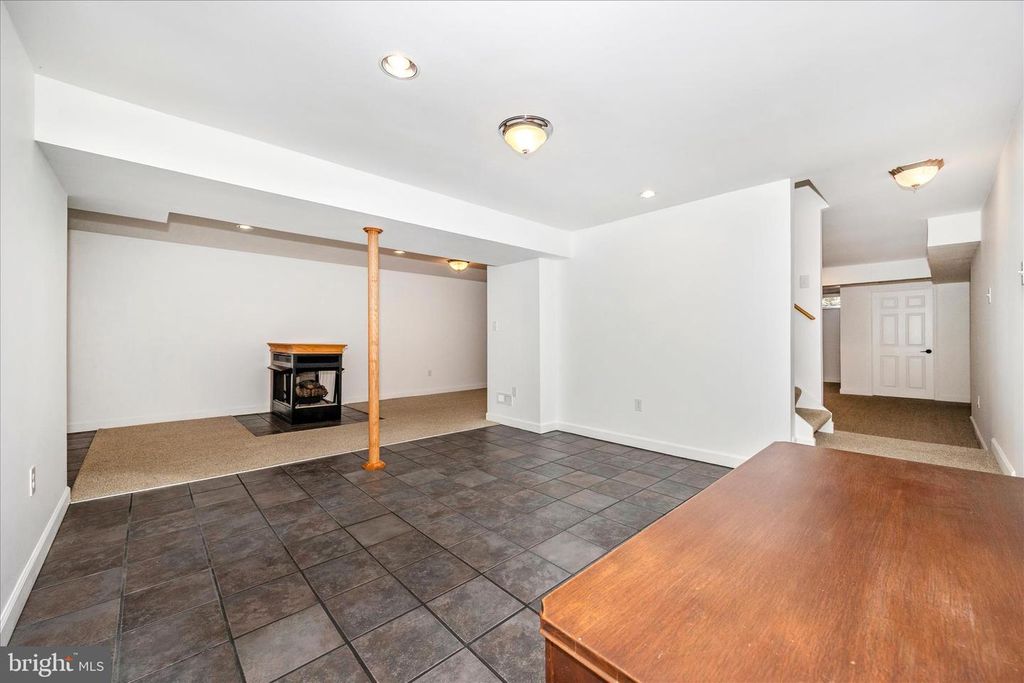 Image 40 of property listing at 5955 OLAND RD, Adamstown, MD 21710