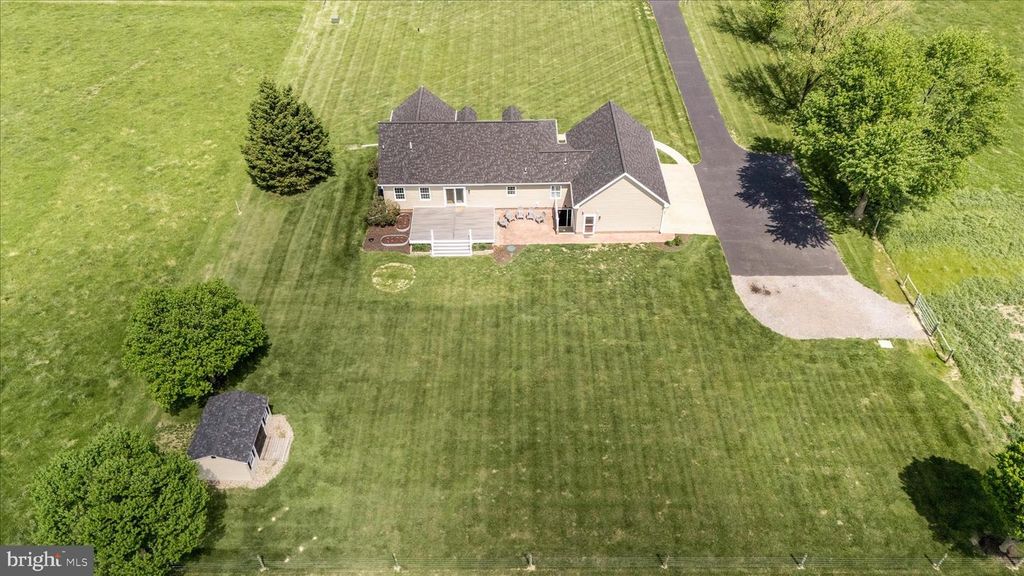 Image 44 of property listing at 5955 OLAND RD, Adamstown, MD 21710