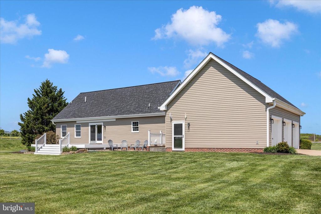 Image 48 of property listing at 5955 OLAND RD, Adamstown, MD 21710