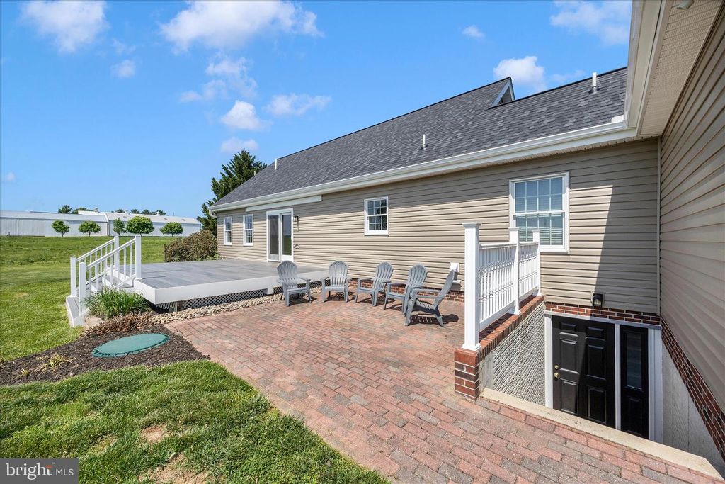 Image 52 of property listing at 5955 OLAND RD, Adamstown, MD 21710