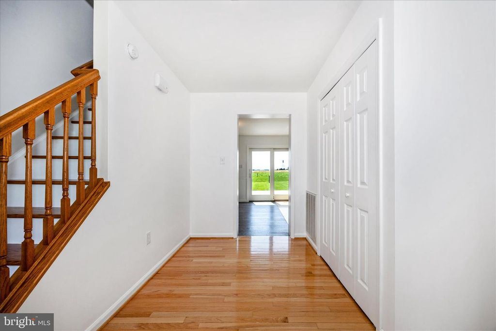 Image 6 of property listing at 5955 OLAND RD, Adamstown, MD 21710