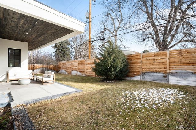 2900 S Madison Street, Denver, CO 80210