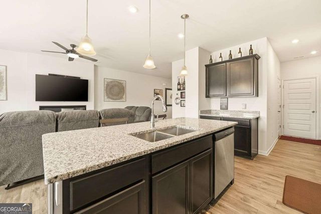 37 Felton Walk SE, Cartersville, GA 30120